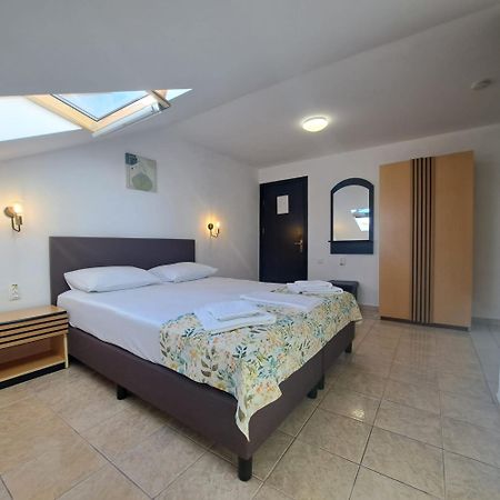 Vila Tami Apartamento Costinesti Exterior foto